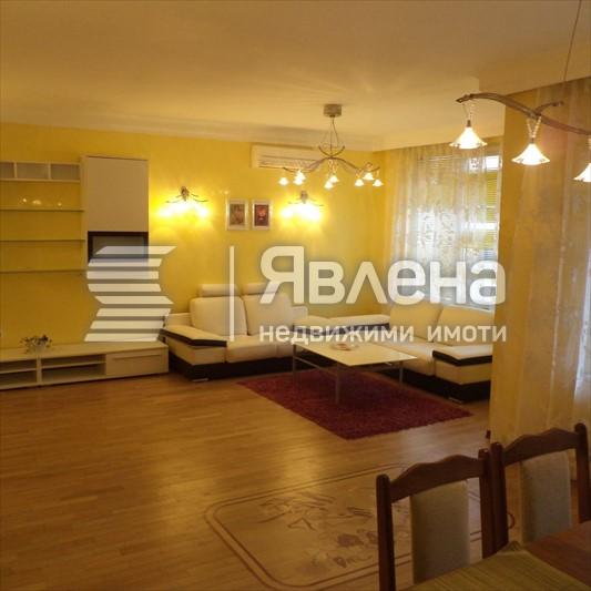 Двустаен Лозенец