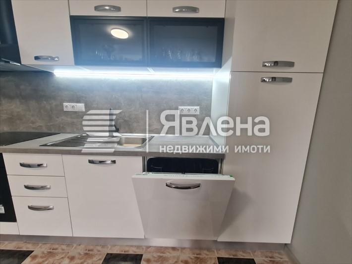 Вградена кухня