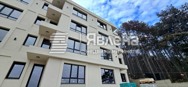 сграда пред акт 16