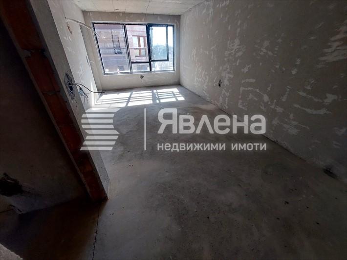 дневна -хол-кухня