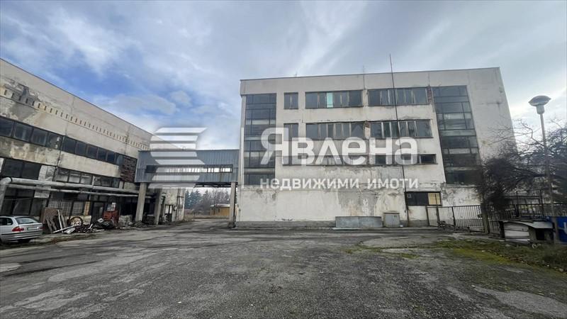 administrativna sgrada