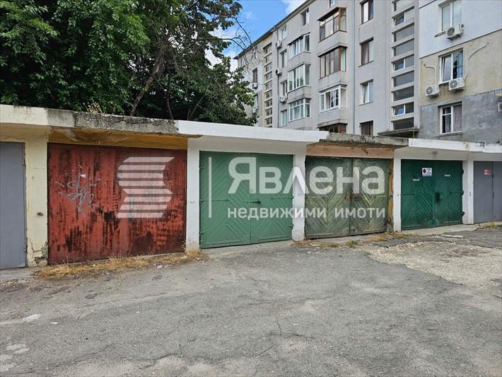 garage