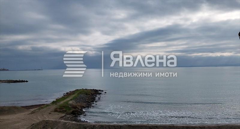 гледка море