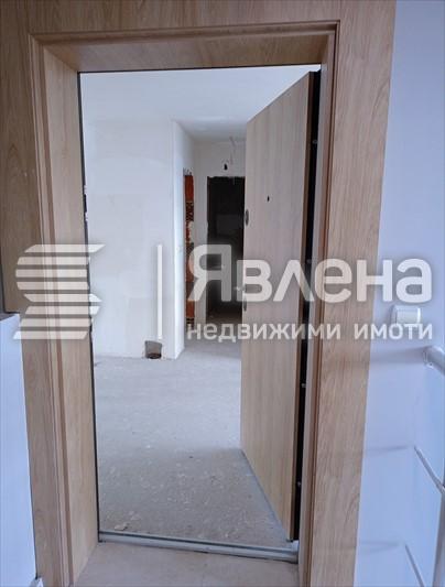 вход