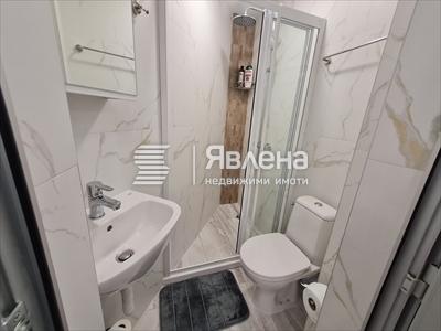 баня с тоалетна