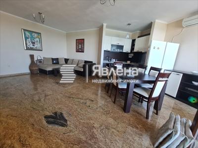 дневна с кухня