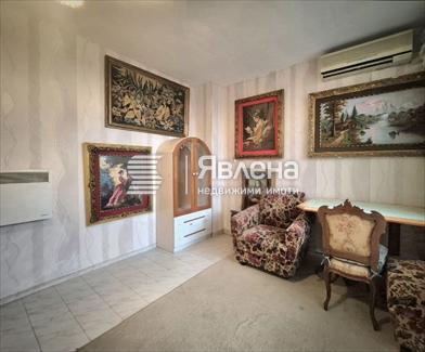 към спалня 2