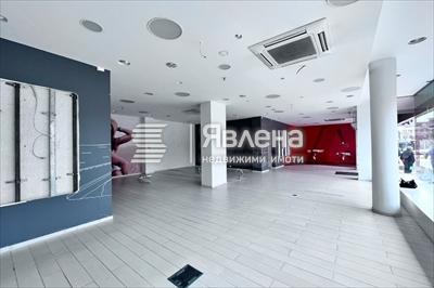 Търговска зала