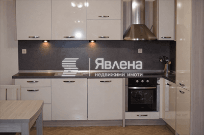 Оборудвана кухня