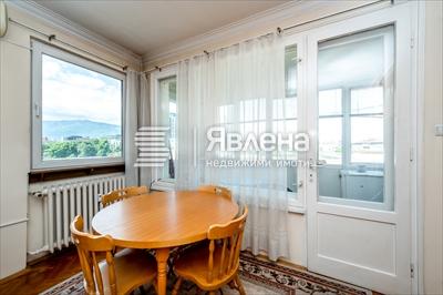 Дневна-трапезарна част