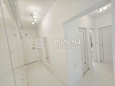 Г образен коридор