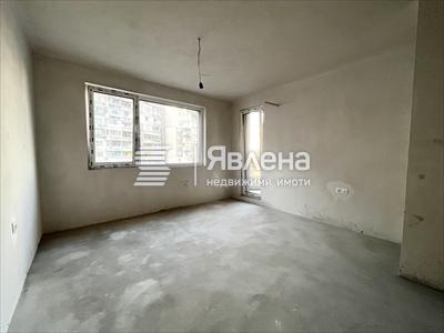 Дневна с кухня