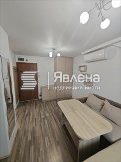 хол