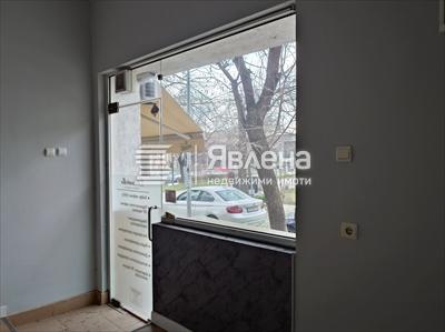 Изглед отвътре